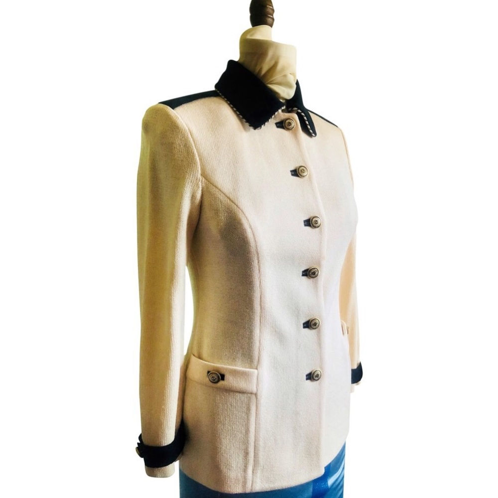 St. John Vanilla Cream Blazer